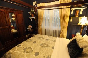 luxury accommodation leura