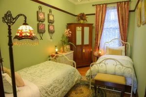 leura accommodation