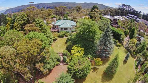 001 Open2view ID450446-124-126 Narrow Neck Road